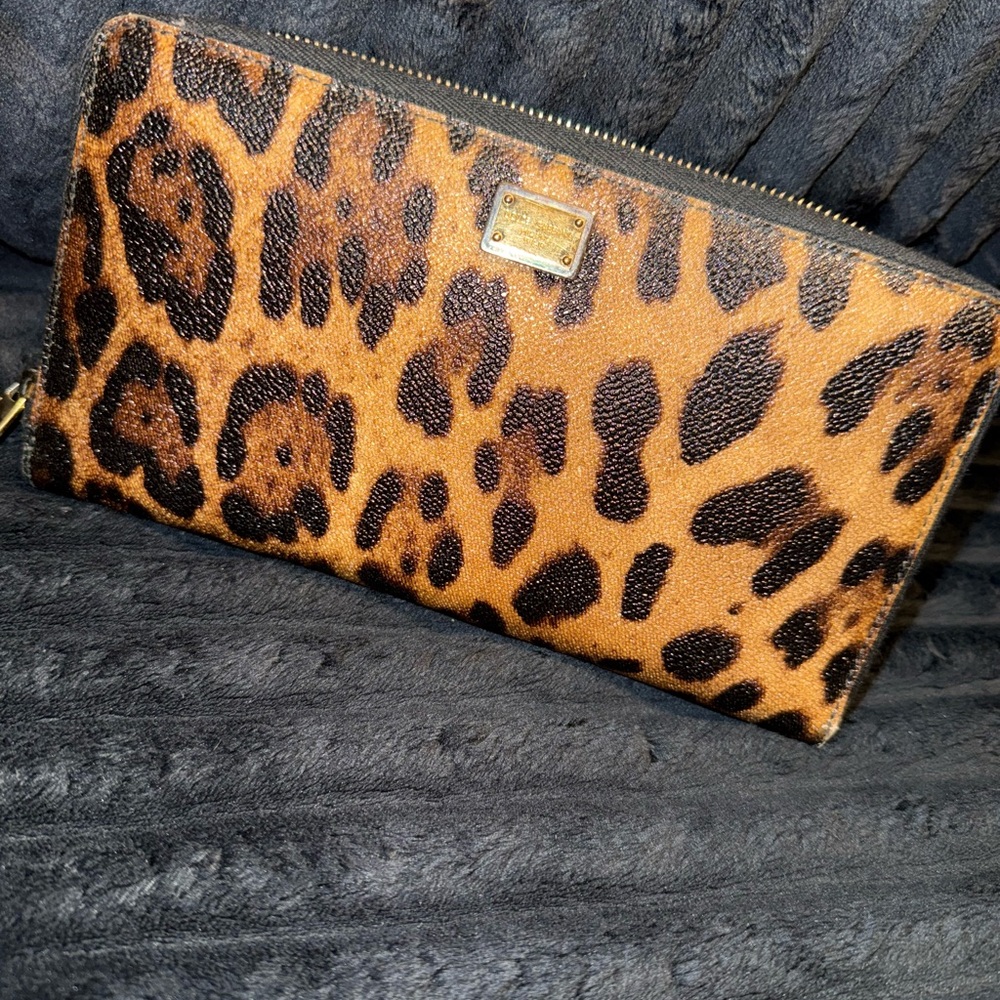 Dolce & Gabbana Leopard Print Wallet W/COA